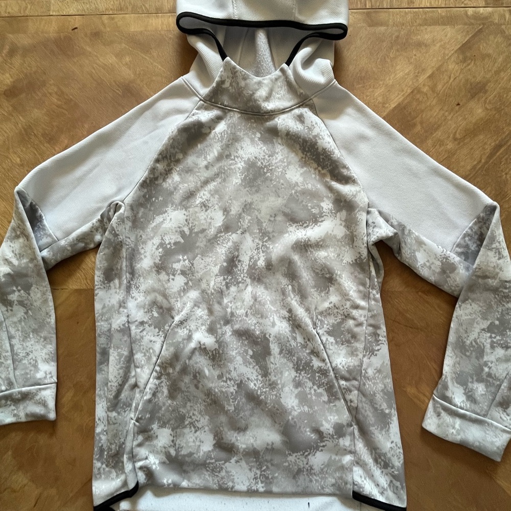 Old Navy Gray Performance Hoodie Sweatshirt – Size XL